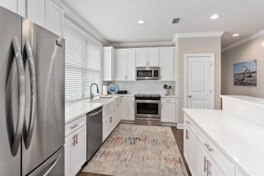 400 Ocean Blvd. #1200