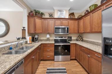 Demere Moss Townhouse # 20