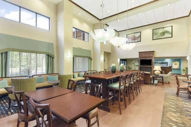 Hampton Inn And Suites Savannah-Airport