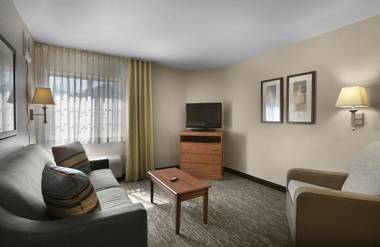 Candlewood Suites Savannah Airport an IHG Hotel
