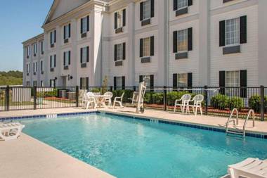 Quality Inn Pooler - Savannah I-95
