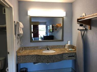 Scottish Inn Savannah