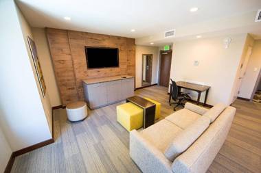 Fairfield Inn & Suites by Marriott Savannah Midtown