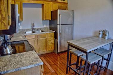 Beautiful 6 Bed 5 Bath Historic Savannah Home