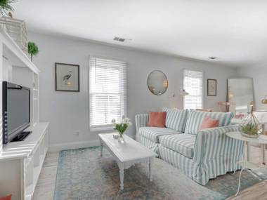 Crawford Carriage House