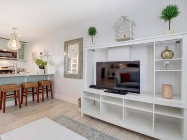 Crawford Carriage House