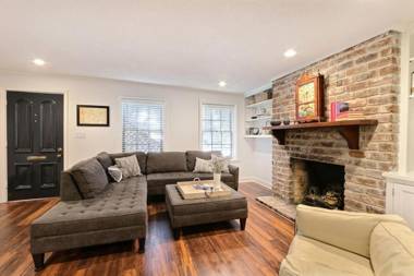 Isaac LaRoche House Garden Level