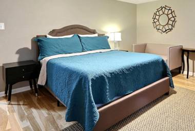 Oglethorpe Manor Garden Level