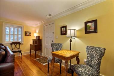 Bird Baldwin Magnolia Suite