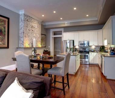 201 York #2 · Newly Renovated Parkside Apt!