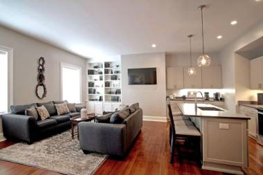 Newly Renovated 4 bed 3 bath and 2 Parking Spots