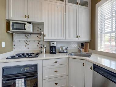 Heated Pool Access Flex Cancelation