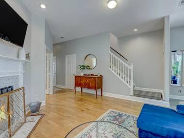 Brand New Listing! Heated Pool Access! Estate Home 2 blocks from Forsyth Park!