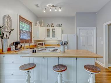 Brand New Listing! Heated Pool Access! Estate Home 2 blocks from Forsyth Park!