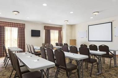 Country Inn & Suites by Radisson Smyrna GA