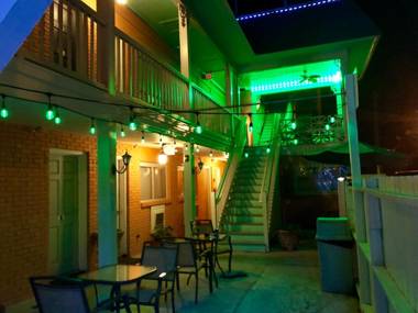 Atlantis Inn - Tybee Island