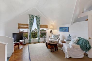 Surf Song Bed & Breakfast