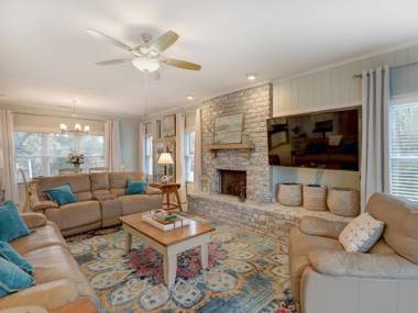 Brand New Home Private Pool Beautiful Ocean Views and Steps to the Beach