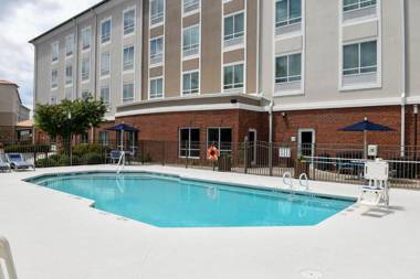 Holiday Inn Express & Suites - Valdosta an IHG Hotel