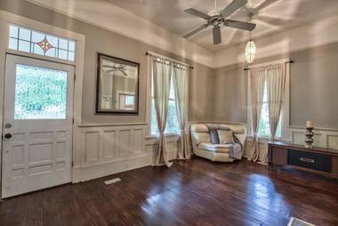 Classic/Modern Downtown Home