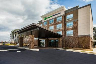 Holiday Inn Express & Suites Atlanta N - Woodstock an IHG Hotel