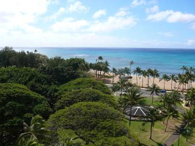 Castle Waikiki Grand Hotel