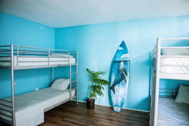 Polynesian Hostel Beach Club