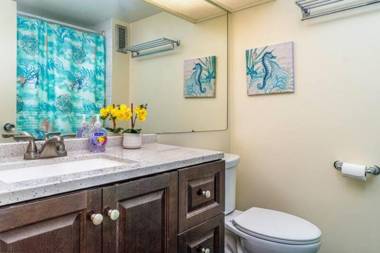 Marine Surf Waikiki 21th floor - Parking Included