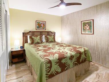 WBH D227 - Aloha La'i2 - Oceanfront/1b1b/Wifi/AC/Cable/Pool/Extras