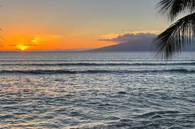 Airy Lahaina Hideaway with Pool and Beach Access!