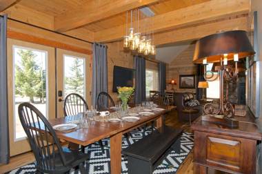 Eagles Perch by KABINO