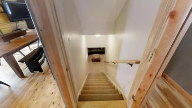 Eagles Perch by KABINO