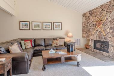 Ridge Condo 2672 - Upgraded With Great Views and Elkhorn Resort Amenities