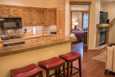 Westridge Condo 10- Walk to Downtown Ketchum & Bald Mountain