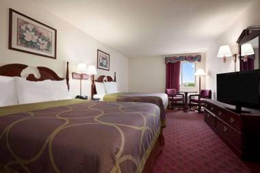 Super 8 by Wyndham Aurora/Naperville Area