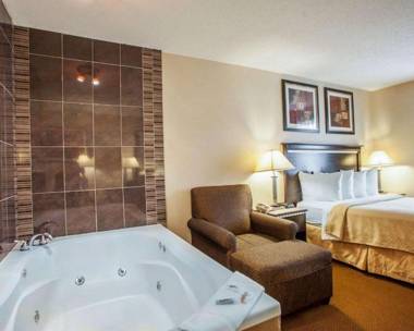 Quality Inn Aurora-Naperville Area