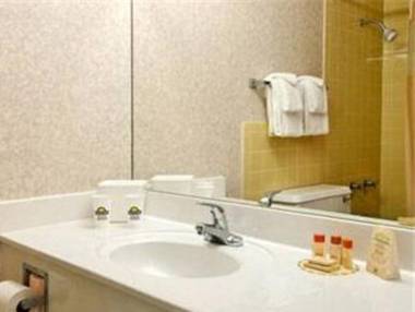 Magnuson Hotel Benton