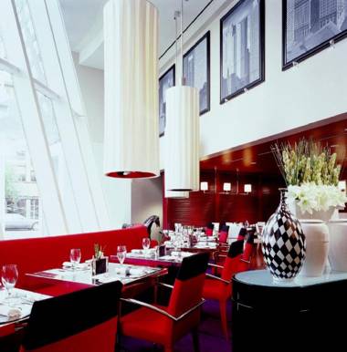 Sofitel Chicago Magnificent Mile