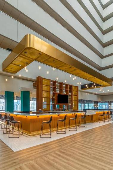 Holiday Inn - Chicago Dwtn - Wolf Point an IHG Hotel