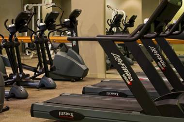 Renaissance Chicago O'Hare Suites Hotel