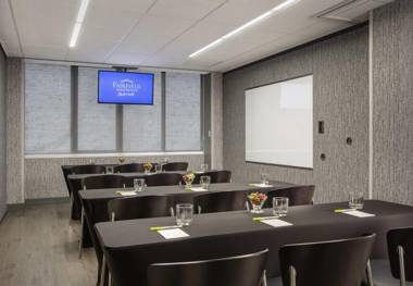 Fairfield Inn and Suites Chicago Downtown/ Magnificent Mile