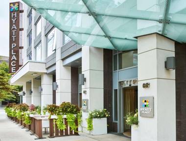 Hyatt Place Chicago River North