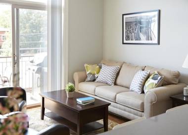 The Guesthouse Hotel