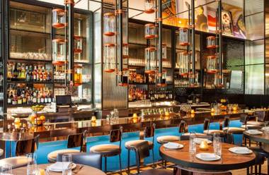 Hotel EMC2 Autograph Collection