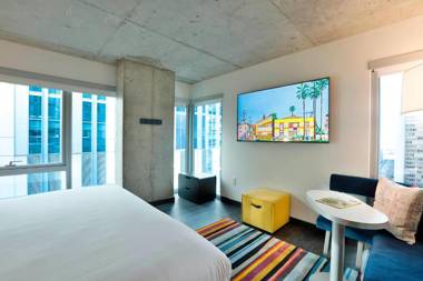 Aloft Chicago Mag Mile