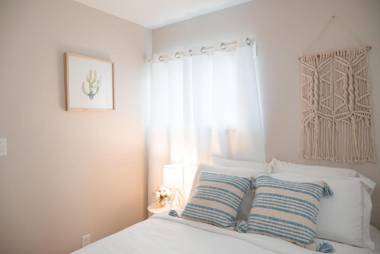 Cozy Stylish 2BR Apt near O'Hare Int'l Airport