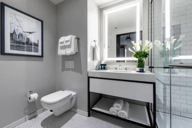 Hotel Julian Chicago