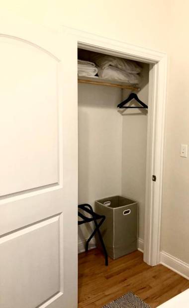 Updated West Town 2BR with W&D by Zencity