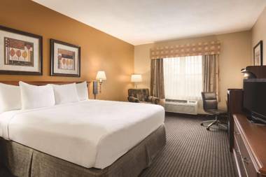 COUNTRY INN SUITES ELK GROVE VILLAGE / ITASCA