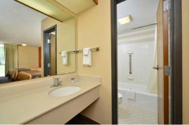 Americas Best Value Inn - Collinsville / St. Louis